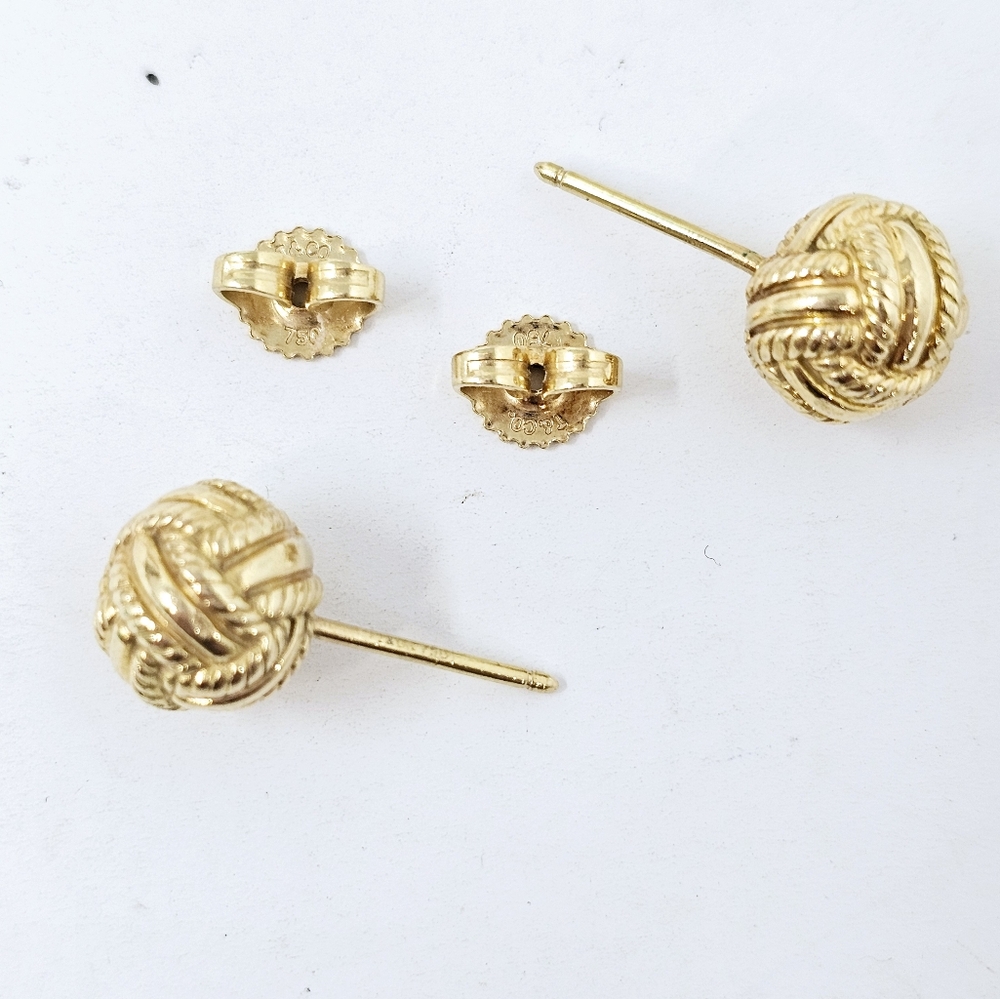 Tiffany & Co. Love Knot 18K Earrings - Picture 7 of 13